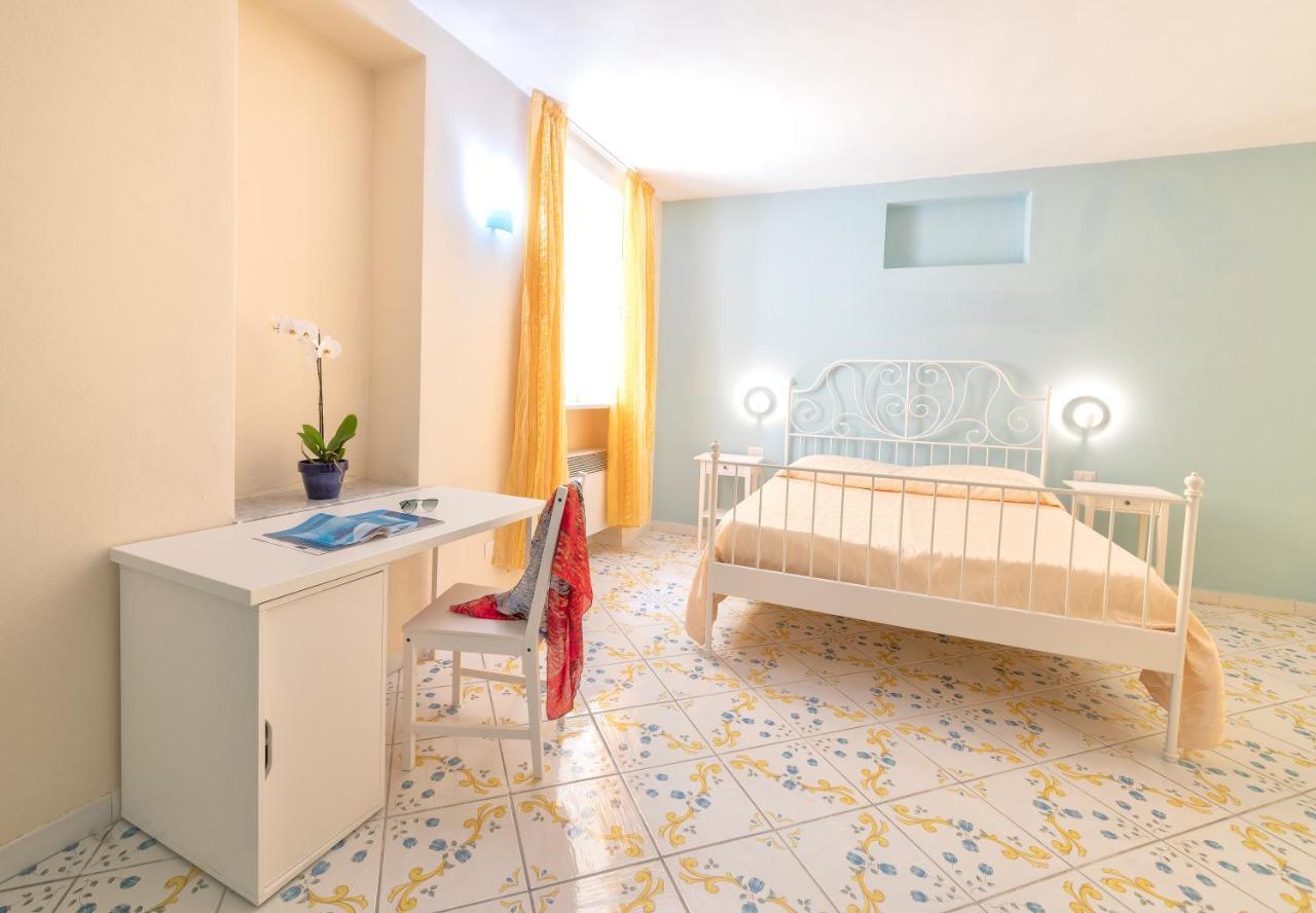 Hotel Il Nespolo Casamicciola Terme Kültér fotó