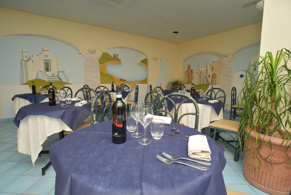 Hotel Il Nespolo Casamicciola Terme Kültér fotó