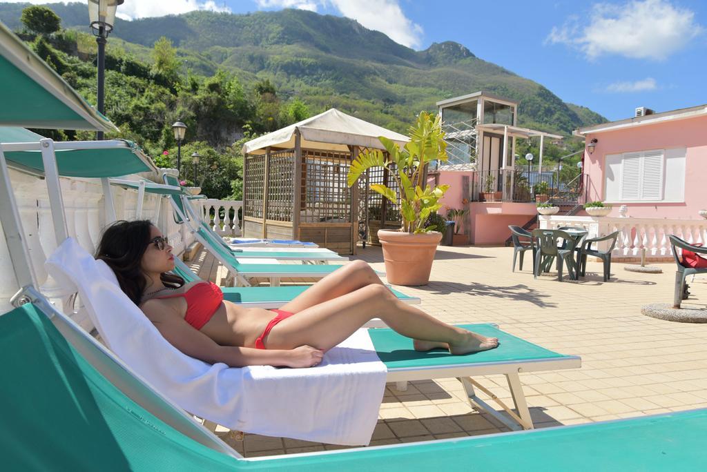Hotel Il Nespolo Casamicciola Terme Kültér fotó